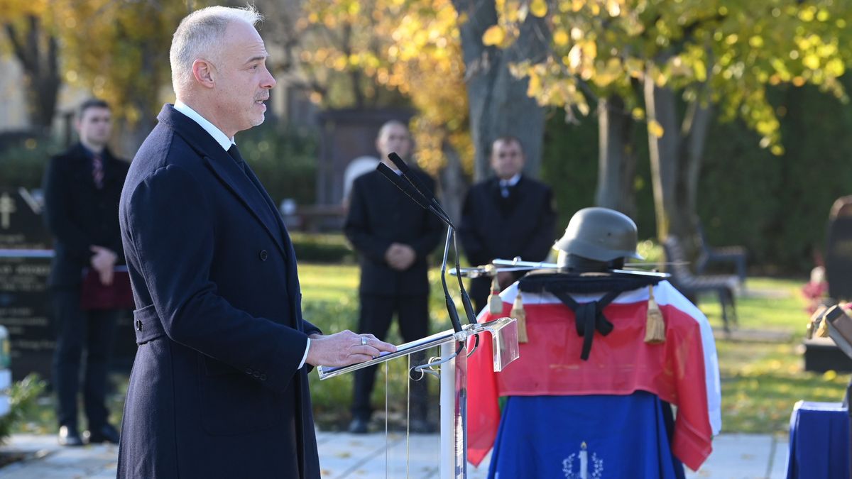 Értjük az előttünk járó katonák sorsát és megbecsüljük áldozatukat