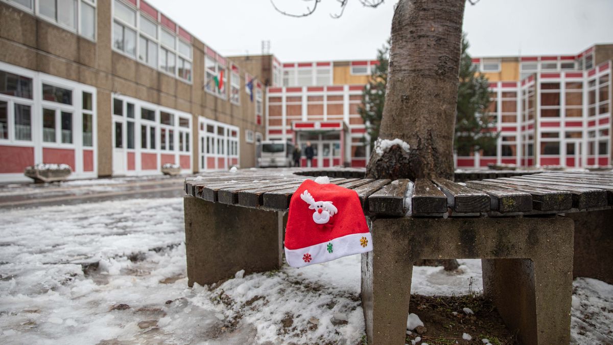 Az önkormányzat segítségével kezdődtek felújítások a veszprémi Deák suliban