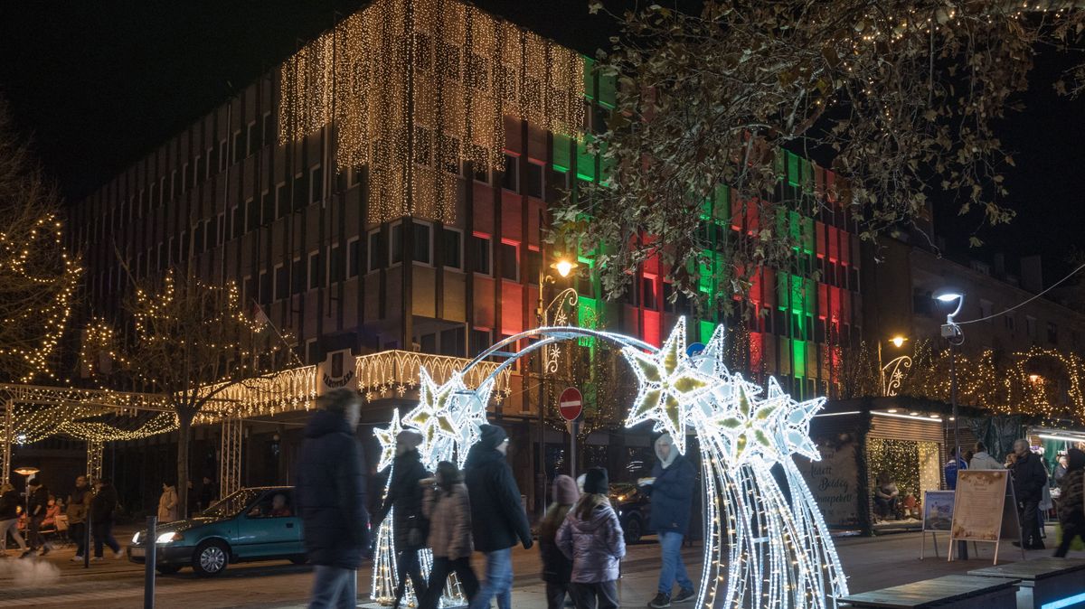 Ötből négy magyar készül ajándékkal karácsonyra