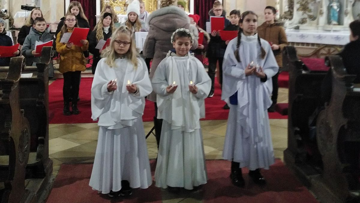 Karácsonyi várakozás Magyarpolányban