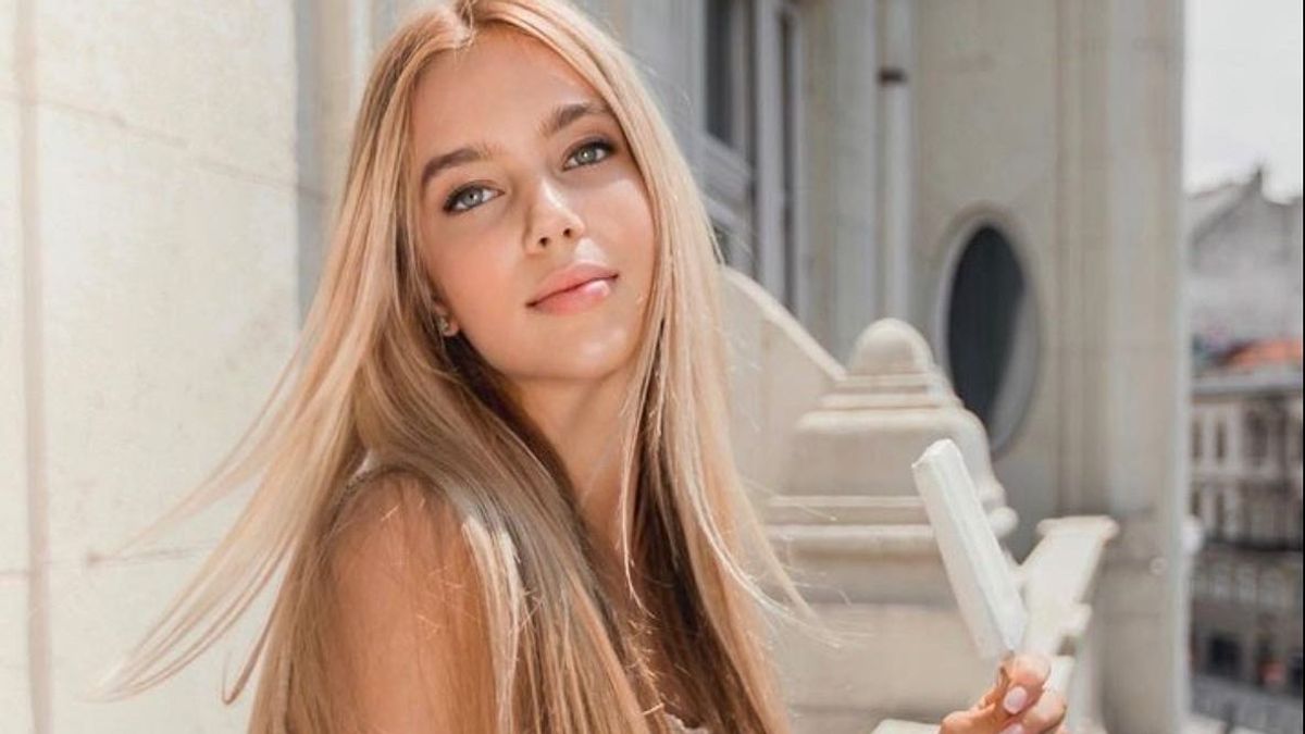 Nagyon forró: Szoboszlai exe melltartó nélkül pózolt