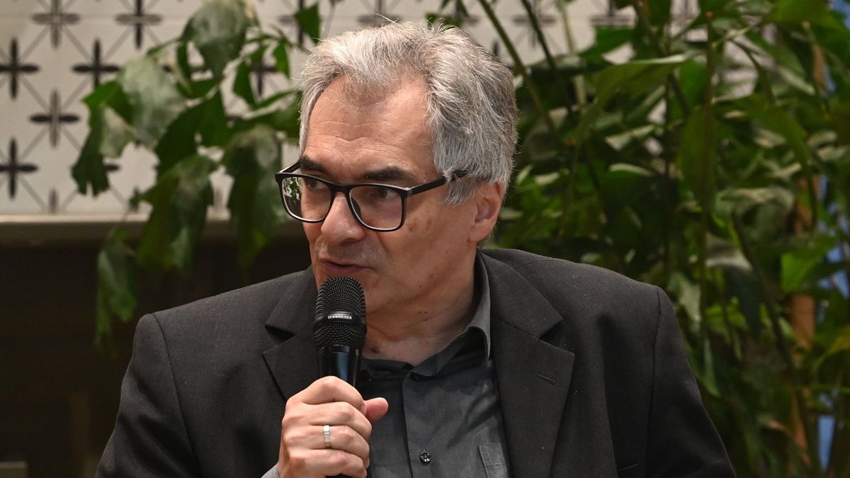 Bordi András: a gyermekség az ember alapvető ösztöneit érinti meg