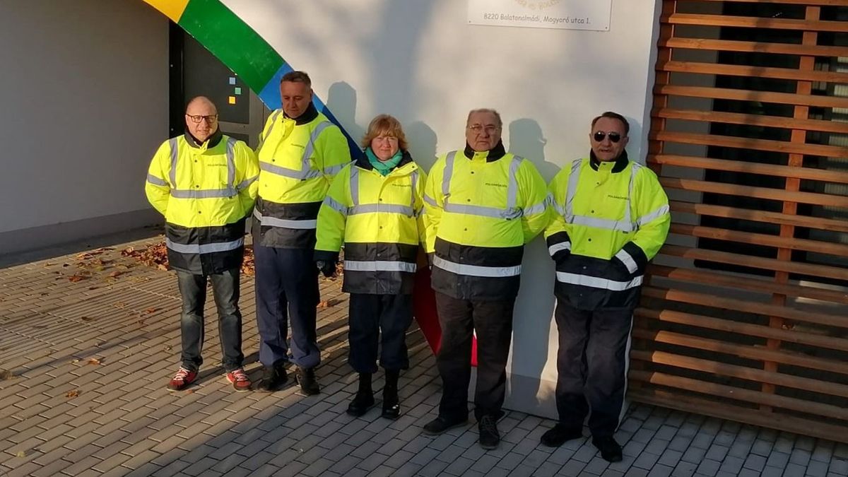 Rendőrlámpa, rendőrautó, tűzoltó, mentő? Ismerd meg!