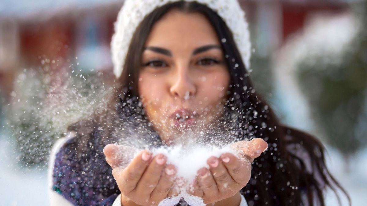 Mennyire tiszta a frissen hullott hó? Mutatjuk! (videó)