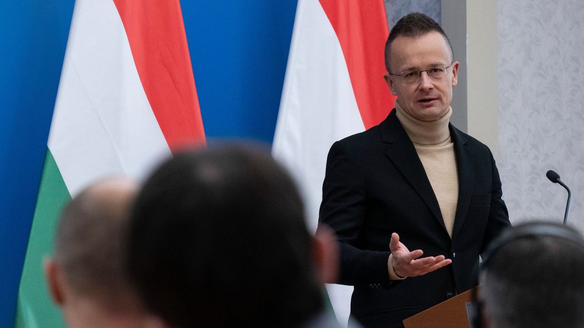 Szijjártó Péter: Magyarország az új autóipari korszak első fázisának Európa-bajnoka