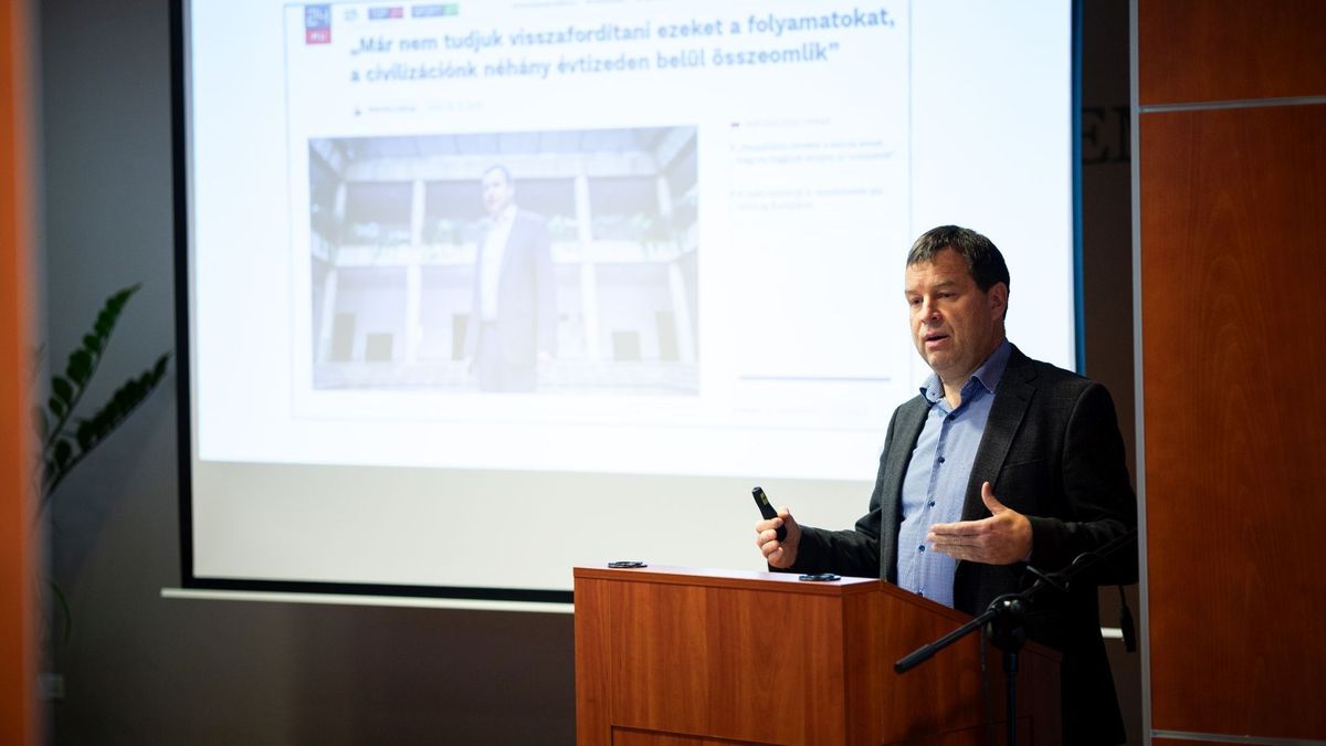 Tudománykommunikációban mérték össze tudásukat egyetemisták