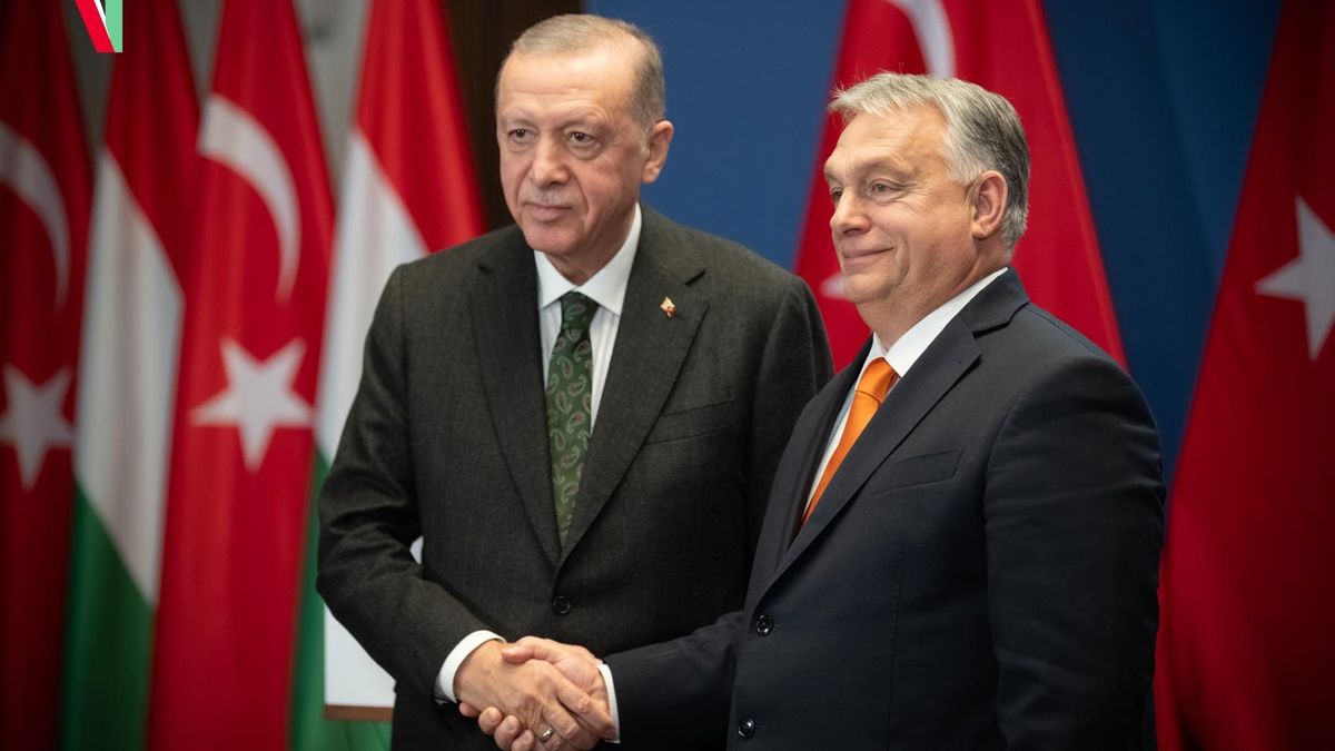 Orbán Viktor: négy láb, négy kerék, kiemelt stratégiai partnerség