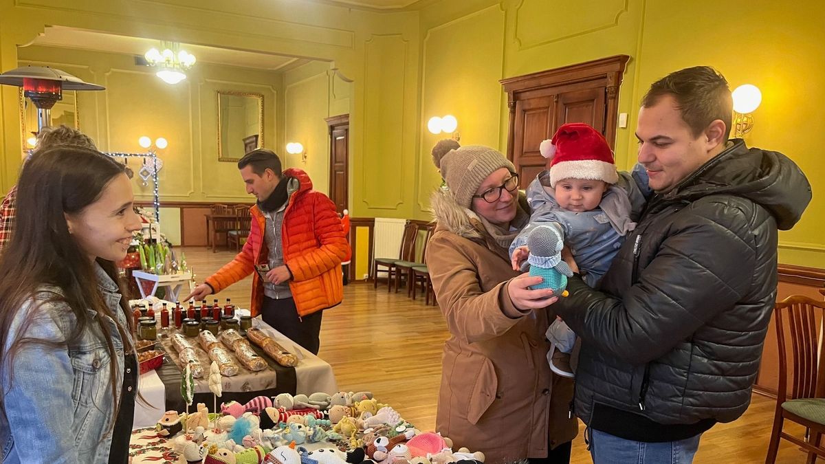 Vásárt nyitottak a termelők Tapolcán