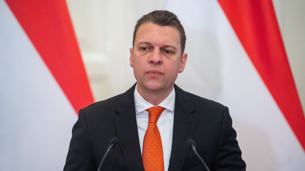 Menczer Tamás: Ukrajnában nyolc évvel ezelőtt kezdték el elvenni a magyar közösség jogait