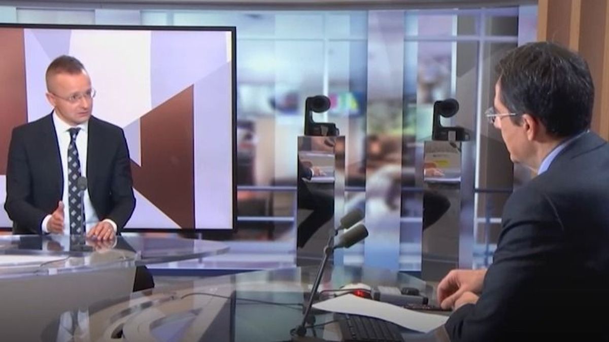 Magyarázatot kapott a riporter, aki a magyar–orosz kapcsolatokról faggatta a külügyminisztert (videó)
