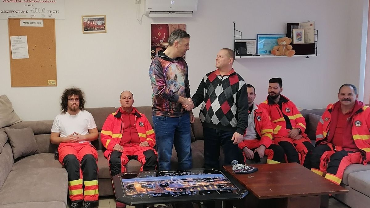 A világ leghíresebb csodái egy jótékony magyar célt támogattak