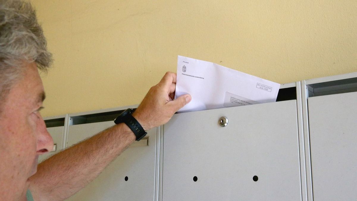 A nemzeti konzultációt támadja az ellenzék