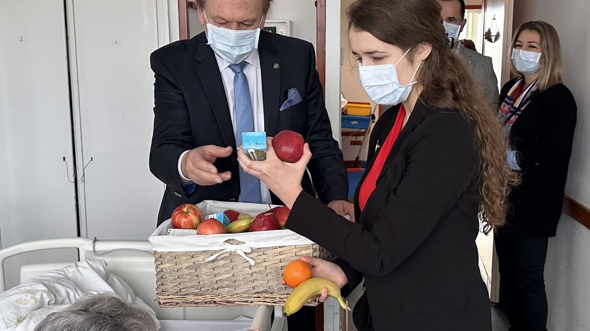 Az ajkai kórházban járt a friss magyar sakkbajnok