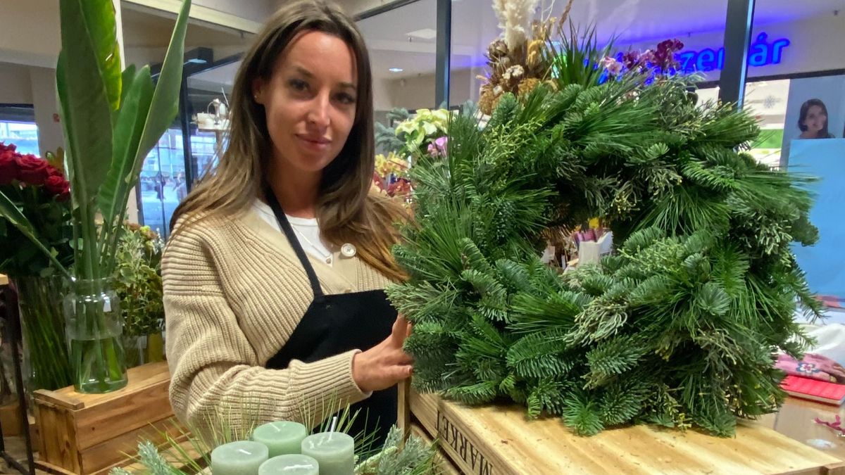 Adventi hangulatban: többféle fenyőből kötik az adventi koszorút Balatonfüreden