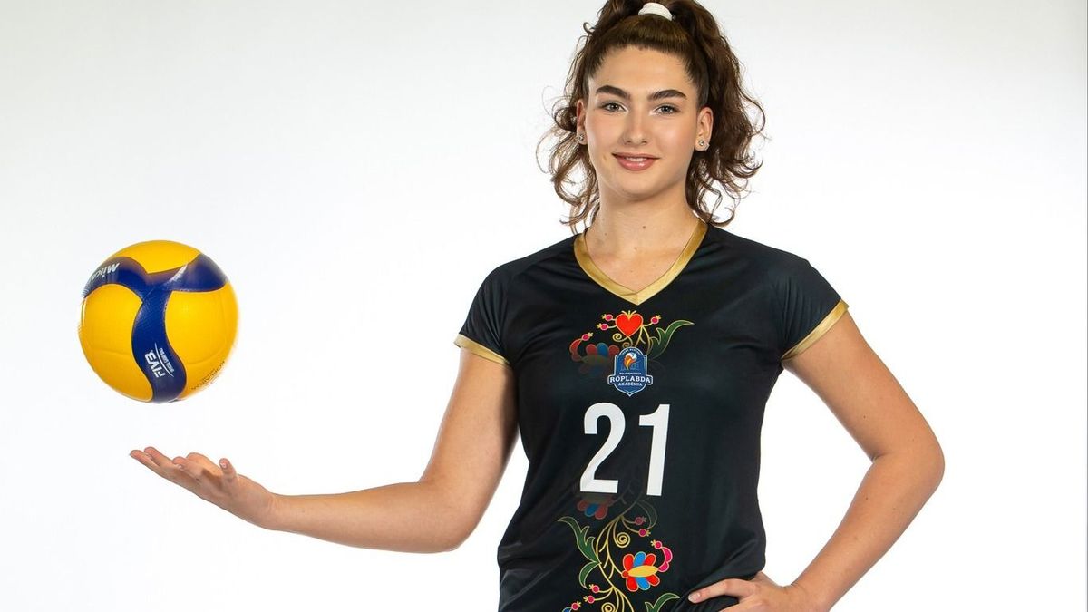 Az U20-as válogatottal szilveszterezik a füredi röplabda-tehetség, majd Mariborban lép pályára