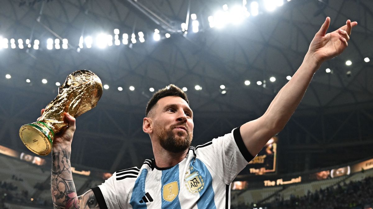 Megható: ennél jobb helyre nem is kerülhettek volna Messi mezei