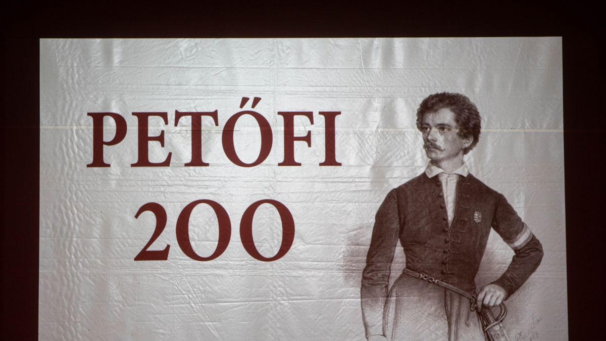 Petőfi 200 gála az Agórában