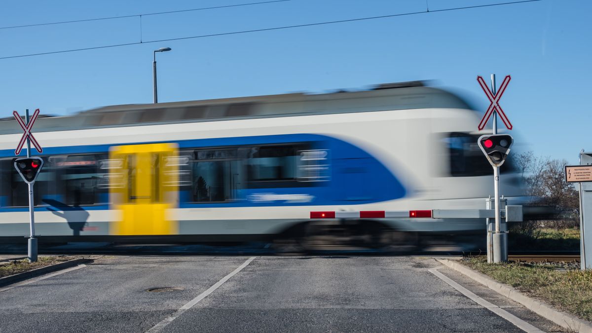 Jelentősen csökkent idén a vasúti átjárókban történt balesetek és a halálos áldozatok száma