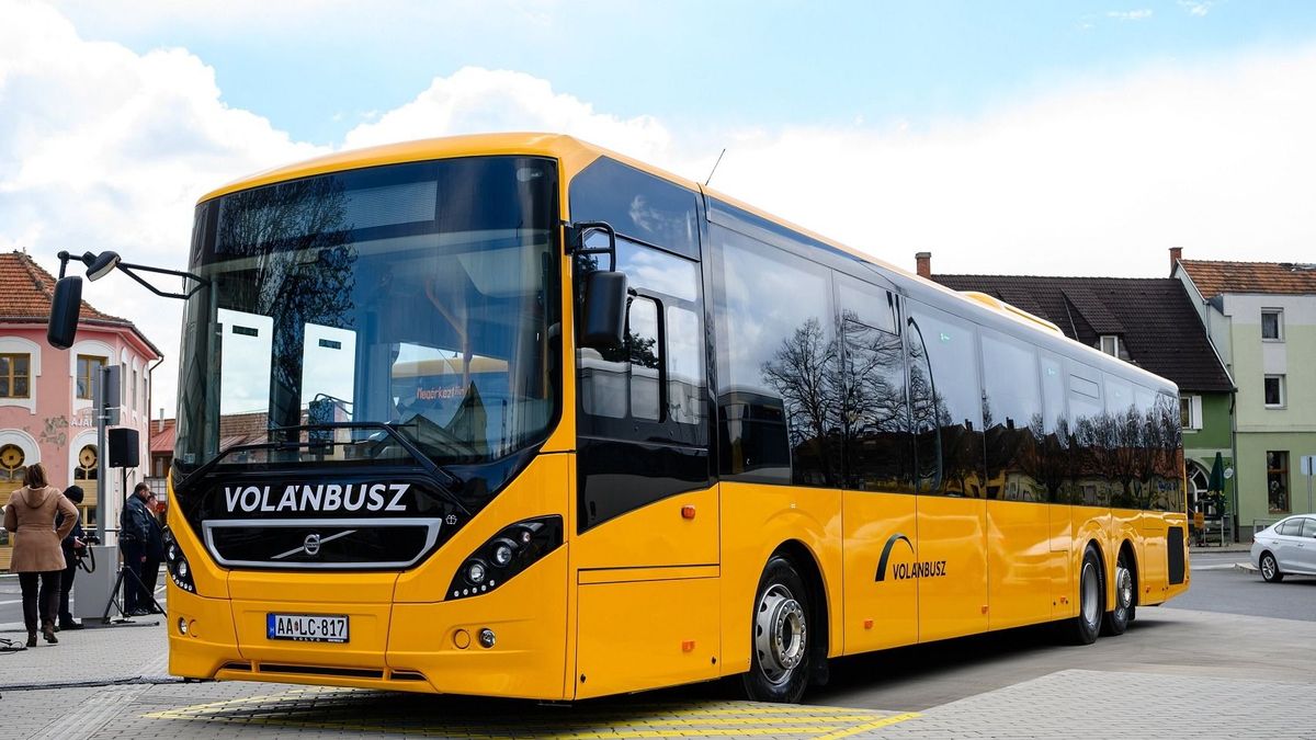 Újabb Volánbusz-szakszervezettel állapodtak meg a béremelésről