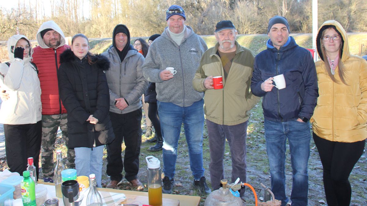 Forralt borok versenyeztek Nemesgulácson