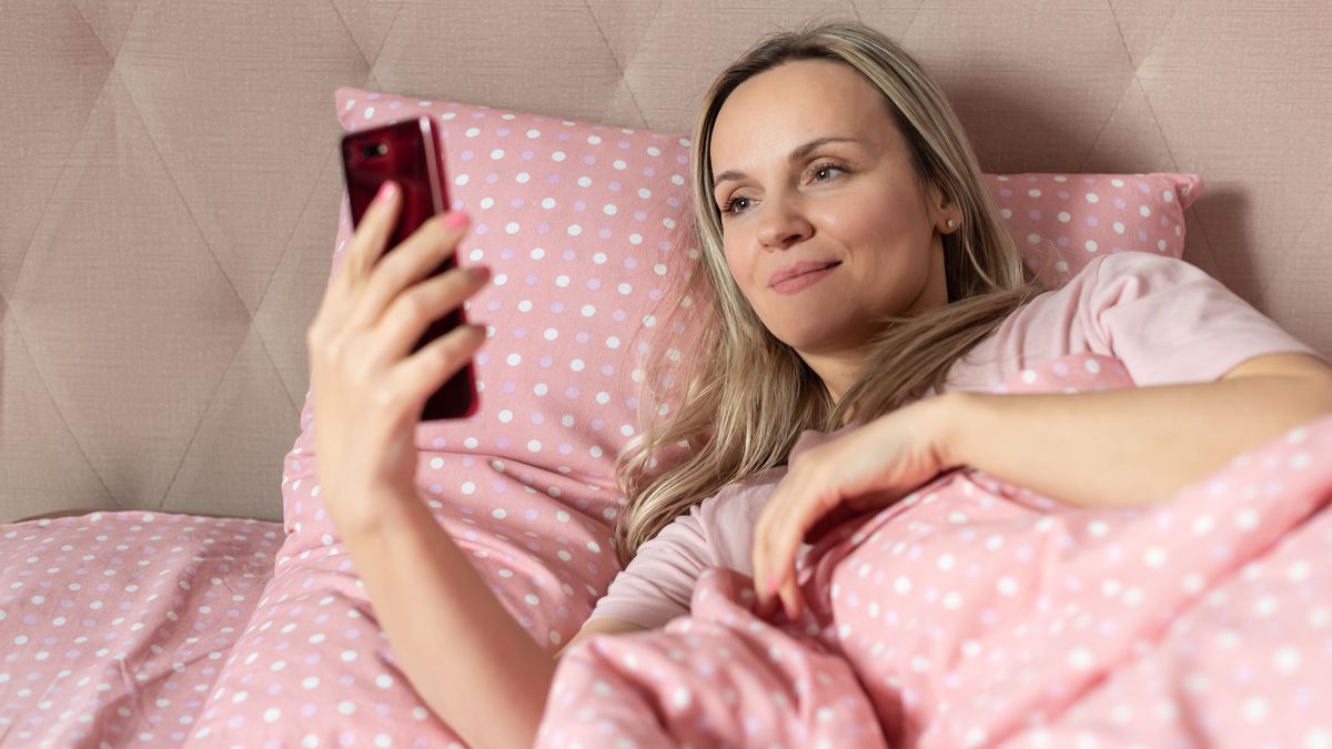 Nagyon kitol magával, ha ébredés után rögtön a telefonjáért nyúl