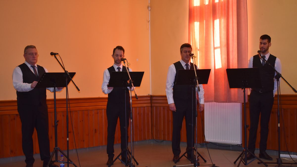 A gregoriántól a spirituáléig - Koncert a pápai Erkel iskolában