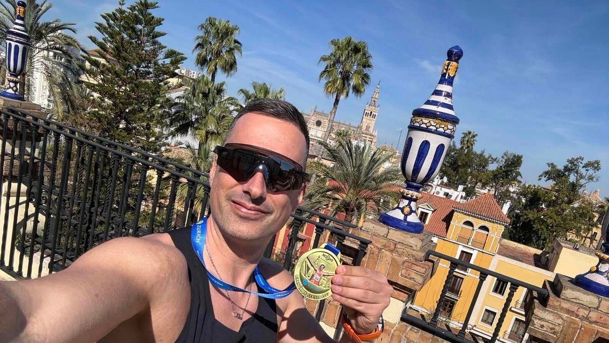 Ovádi Péter kormánybiztos, képviselő lefutotta a maratont Sevillában