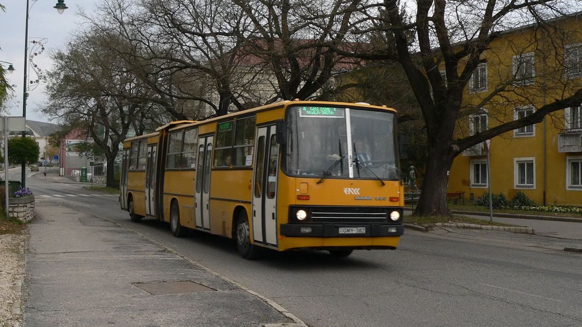 Lezárják az utat, elterelik a buszokat Inotán