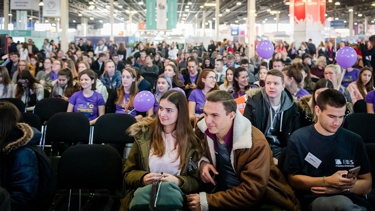 Harmincezerrel többen tanulhatnak idén állami ösztöndíjasként a felsőoktatásban