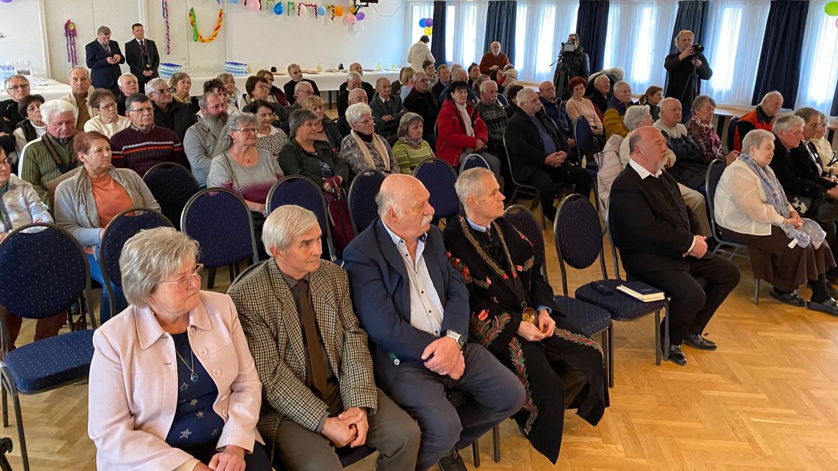 Híres borászra emlékeztek Alsóörsön