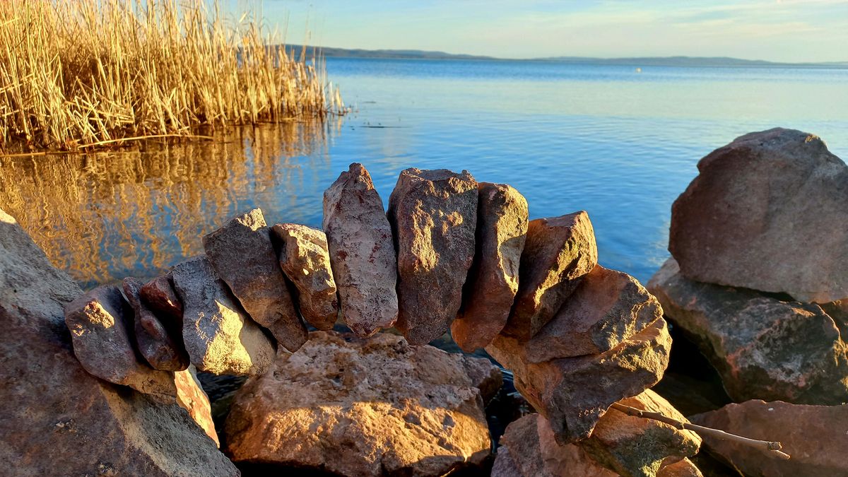 Az ezerarcú Balaton csodái Zsóka kameráján át – egy helybeli és a tó tükre