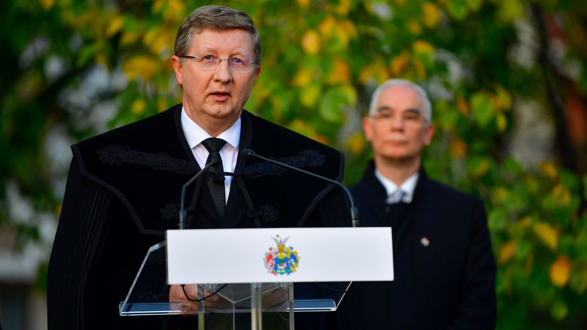 Lemondásra kéri a Tiszántúli Református Egyházkerület püspöke Balog Zoltánt