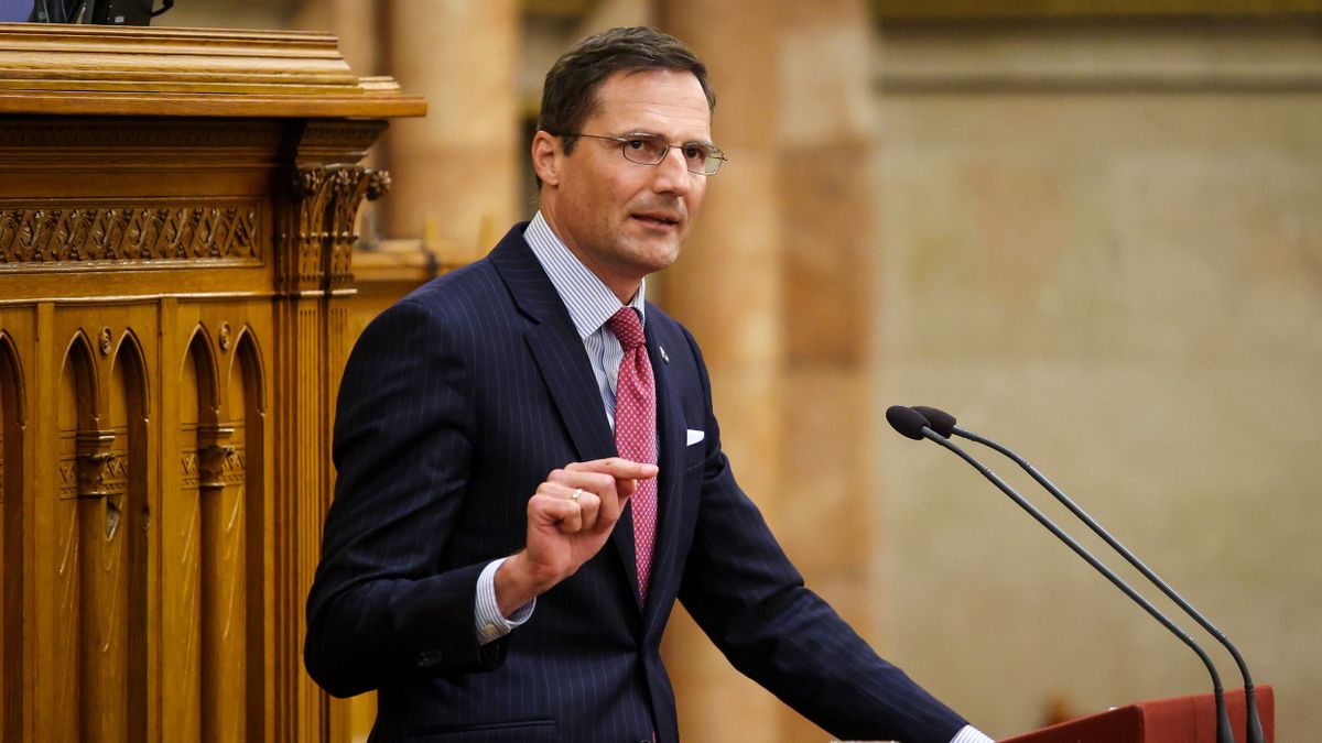 Egy belső levelezés során a Jobbik elnöke cionista bérencnek nevezte Orbán Viktort
