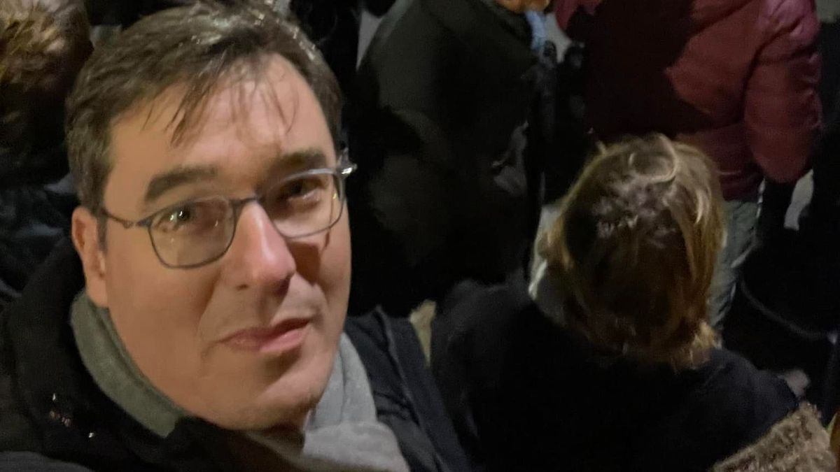 Baloldali politikusok egész hada képviseltette magát a pénteki civil tüntetésen
