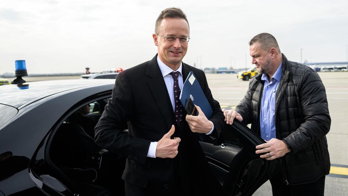 Szijjártó Péter: a V4-nek történelmi érdemei vannak