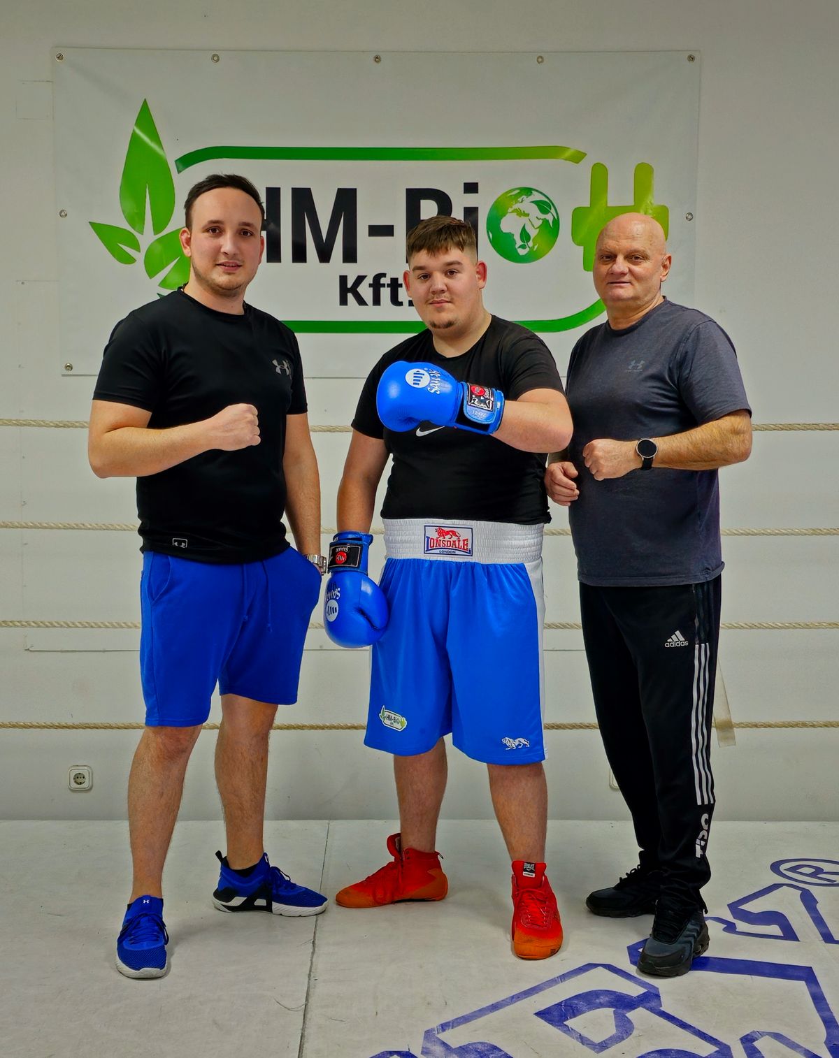 Az Énekes István Ifjúsági Ökölvívó Emlékversenyen +92 kilós kategóriában indult az ajkai Boxer SE versenyzője, Tóth Levente.