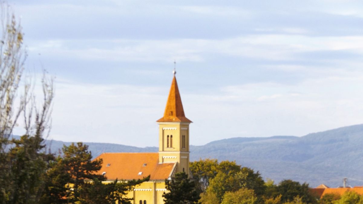 Veszprém tornyai és vízimalma a túrázók szemszögéből – Nézze meg a képgalériát!