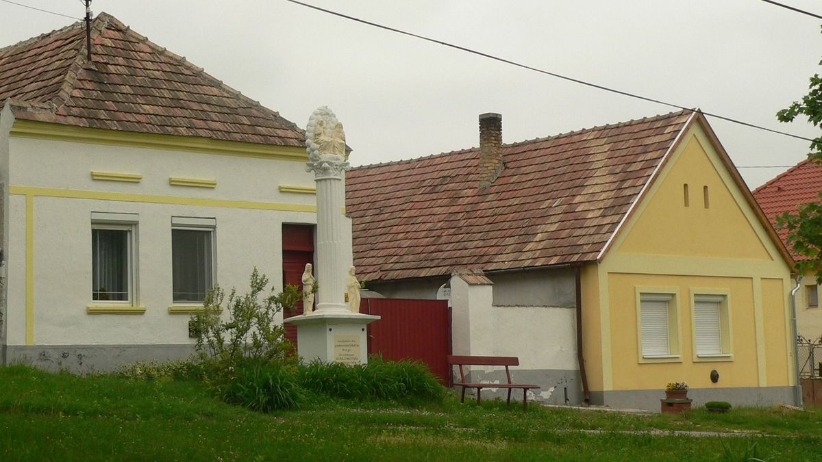 Egyszer voltunk, hol nem voltunk?