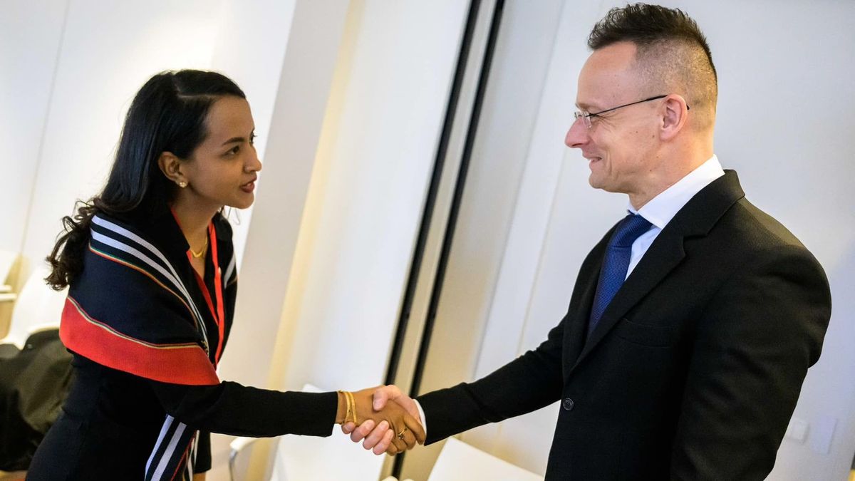 Szijjártó Péter kilenc ázsiai külügyminiszterrel tárgyalt pénteken Brüsszelben