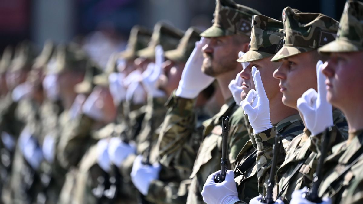 Magyarország elkötelezett NATO-tagként fejleszti haderejét