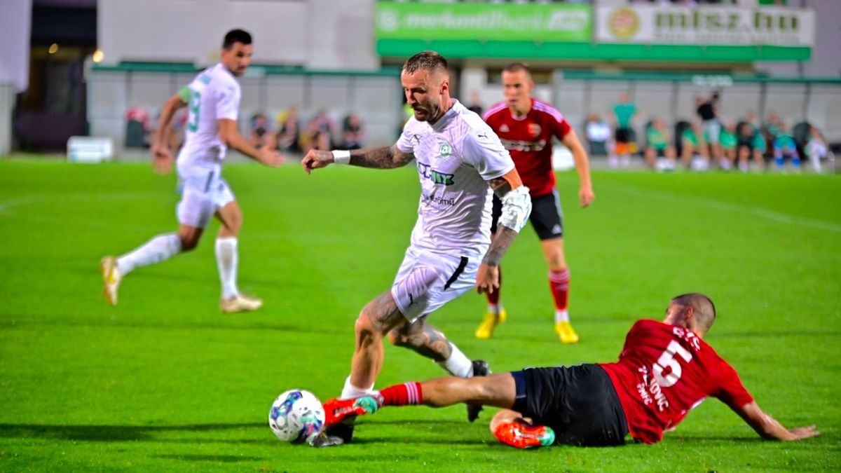 Hazai pályán folytathatja a szárnyalást az FC Ajka