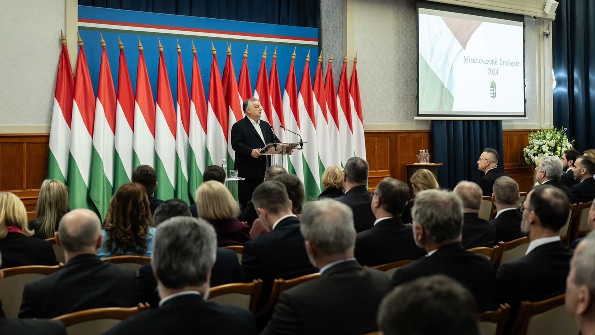 Orbán Viktor: új világrend van kialakulóban; nem érdekünk a blokkosodás