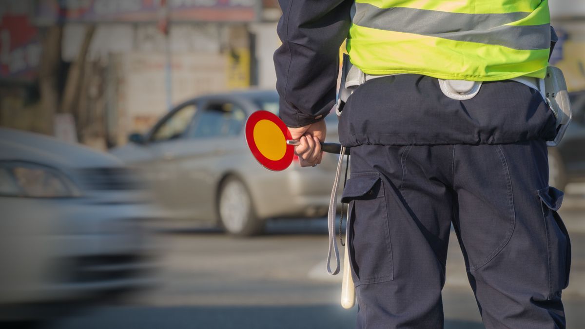 103 éves sofőrt füleltek le a rendőrök
