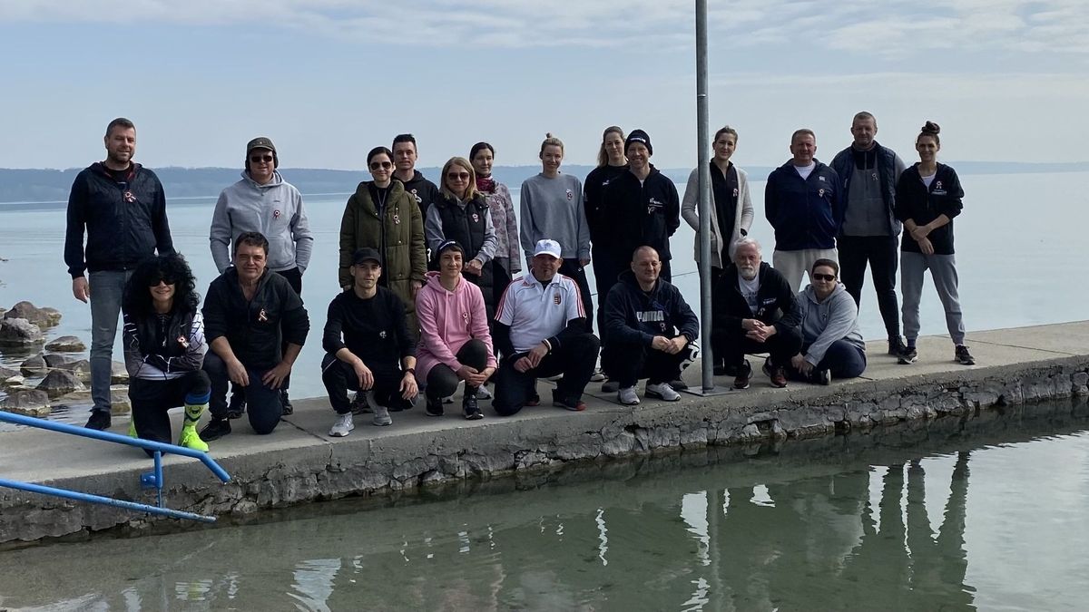 Mindig Balaton! Emlékeznek a jegesmedvék