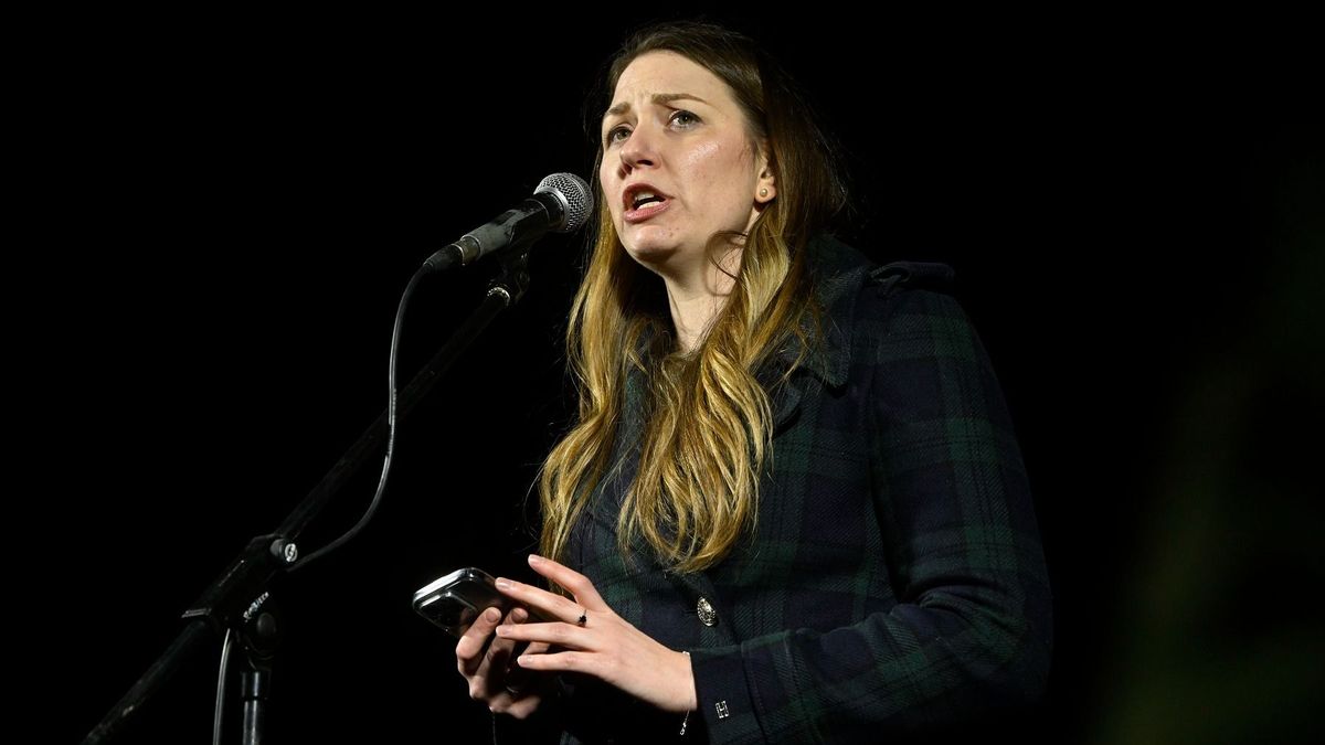 Megint kommunista nagyapjával büszkélkedett Donáth Anna (videó)