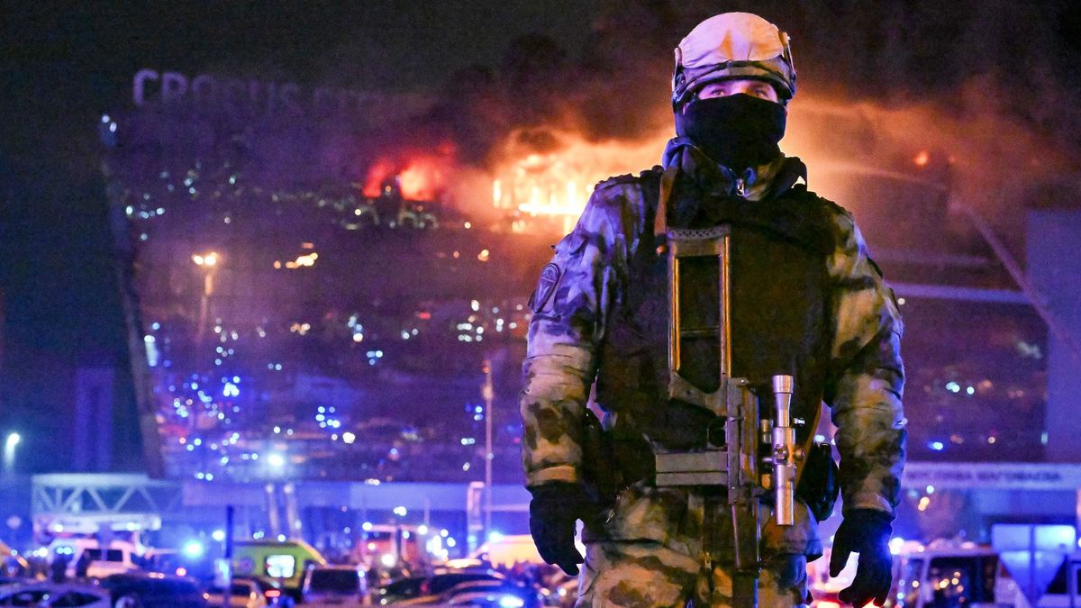 Meghaladta a hatvanat a moszkvai terrortámadás halálos áldozatainak száma – frissül