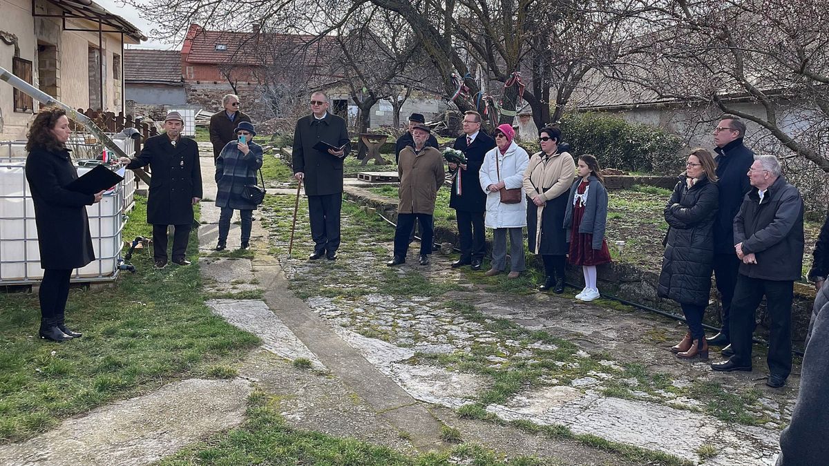 A kommunizmus áldozataira emlékeztek Lovason