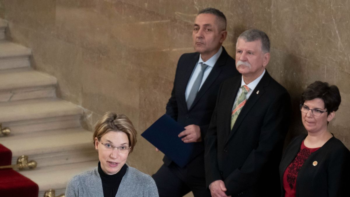Hornung Ágnes: nemzethez tartozni olyan, mint családban élni
