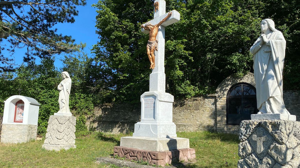 Kálváriás települések kerestetnek, bővítik a csendhegyek útját