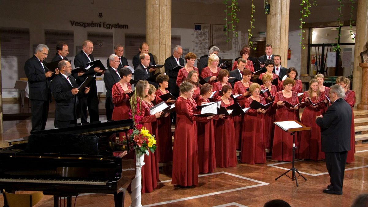 Elkezdődött a zenetörténeti előadás-sorozat Veszprémben
